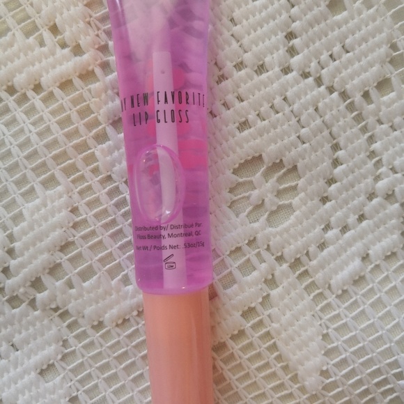 Floss Lip Gloss in YUL - Picture 3 of 6